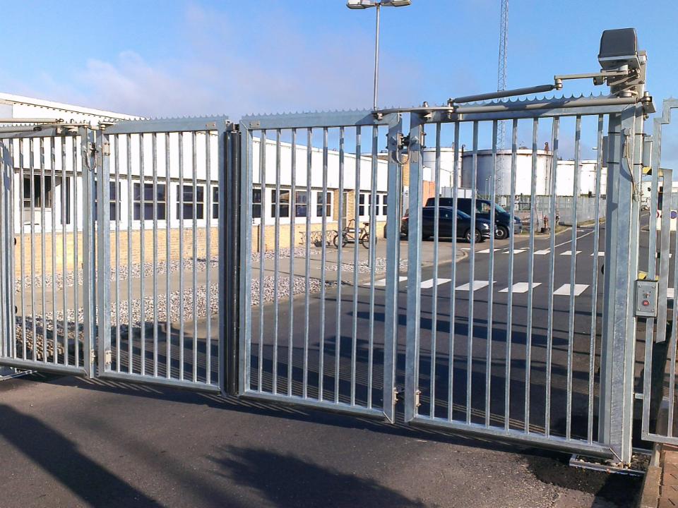 Hurtigkørende foldeport industri